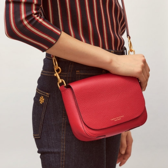 🚫SOLD🚫 NEW! Tory Burch Perry Flap Crossbody - Picture 2 of 7